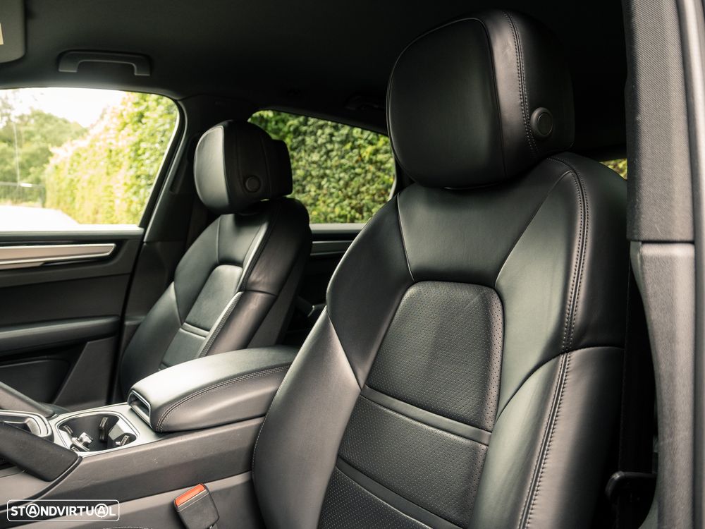 Porsche Cayenne E-Hybrid Tiptronic S - 21