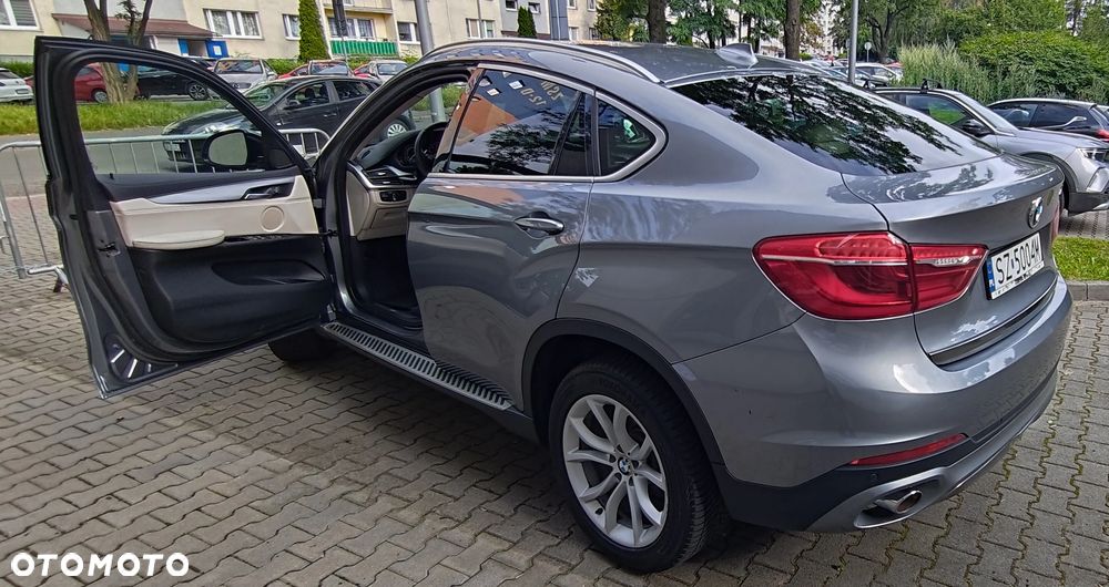 BMW X6 xDrive30d - 9