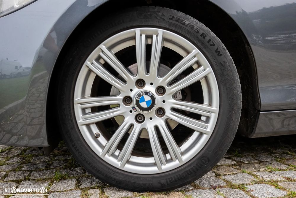 BMW 116 d Pack M - 23