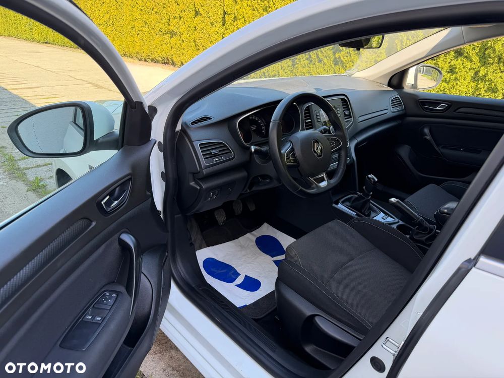 Renault Megane ENERGY TCe 100 LIFE - 4