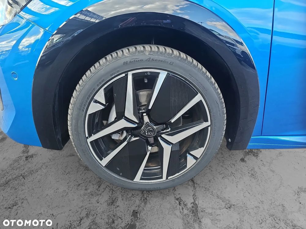 Peugeot 208 - 9