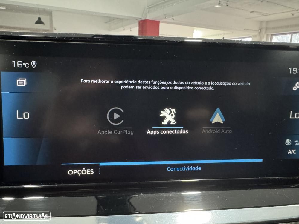 Peugeot 2008 PureTech 100 Allure - 34