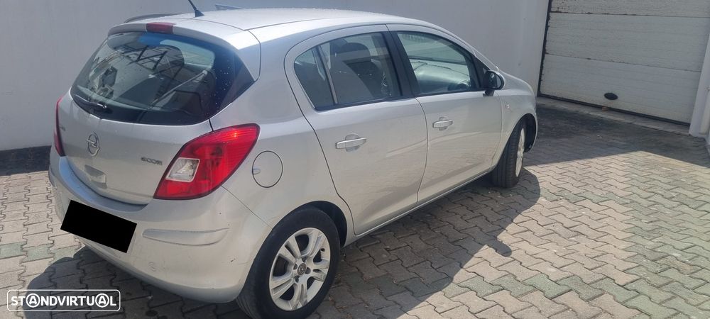 Opel Corsa 1.3 CDTI Enjoy EcoFLEX - 2