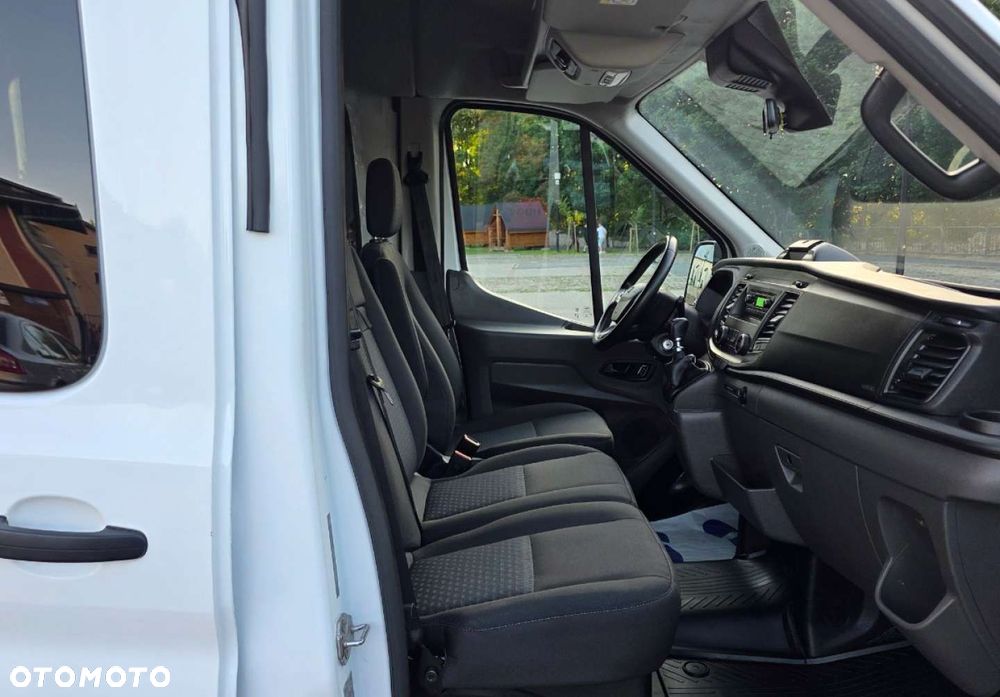 Ford Transit - 21