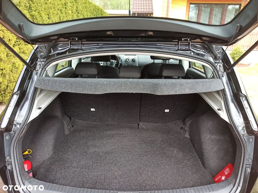 Nissan Qashqai 2.0 4 x 4 tekna - 11