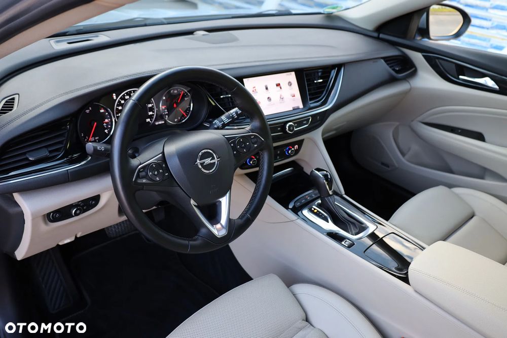 Opel Insignia 2.0 Direct Inj Trb 4x4 Business Innovation - 24