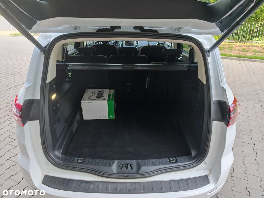 Ford S-Max 2.0 TDCi Titanium - 22