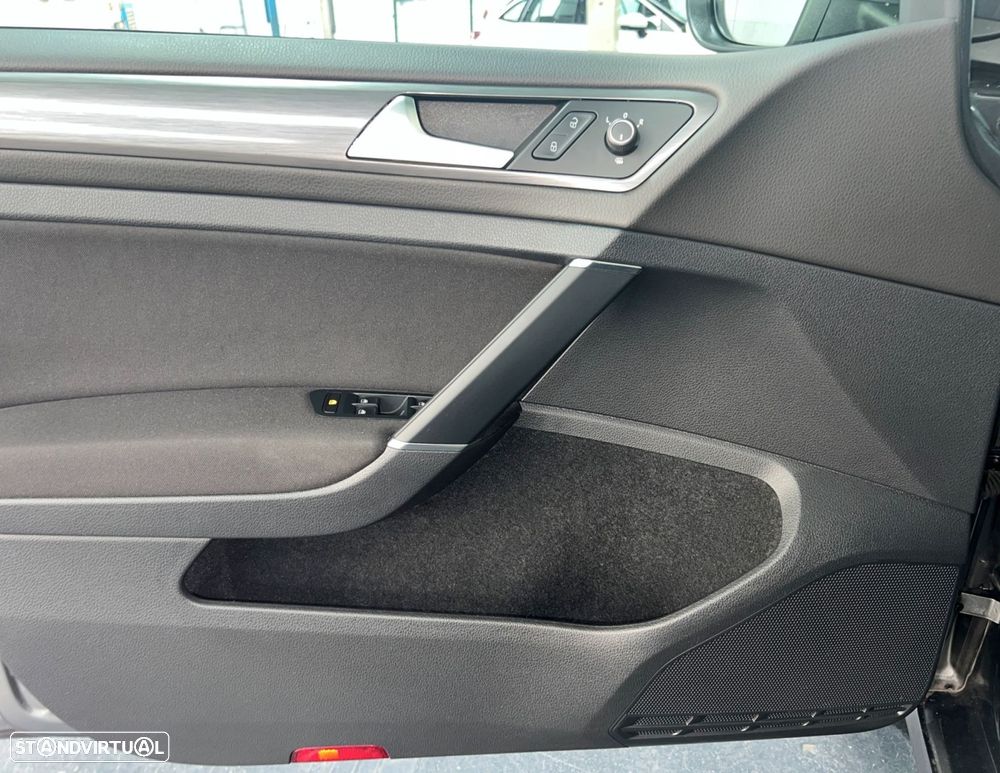 VW Golf 1.0 TSI Confortline DSG - 14