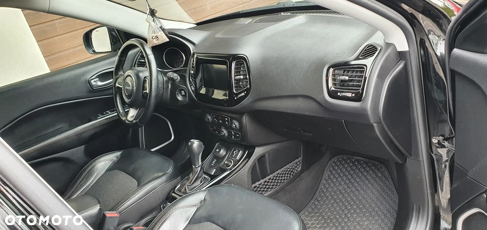 Jeep Compass 1.4 TMair Limited 4WD S&S - 15