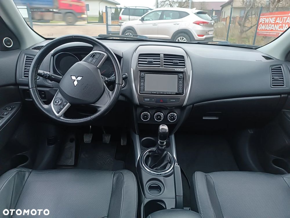 Mitsubishi ASX 1.8 DI-D 2WD Inform - 28