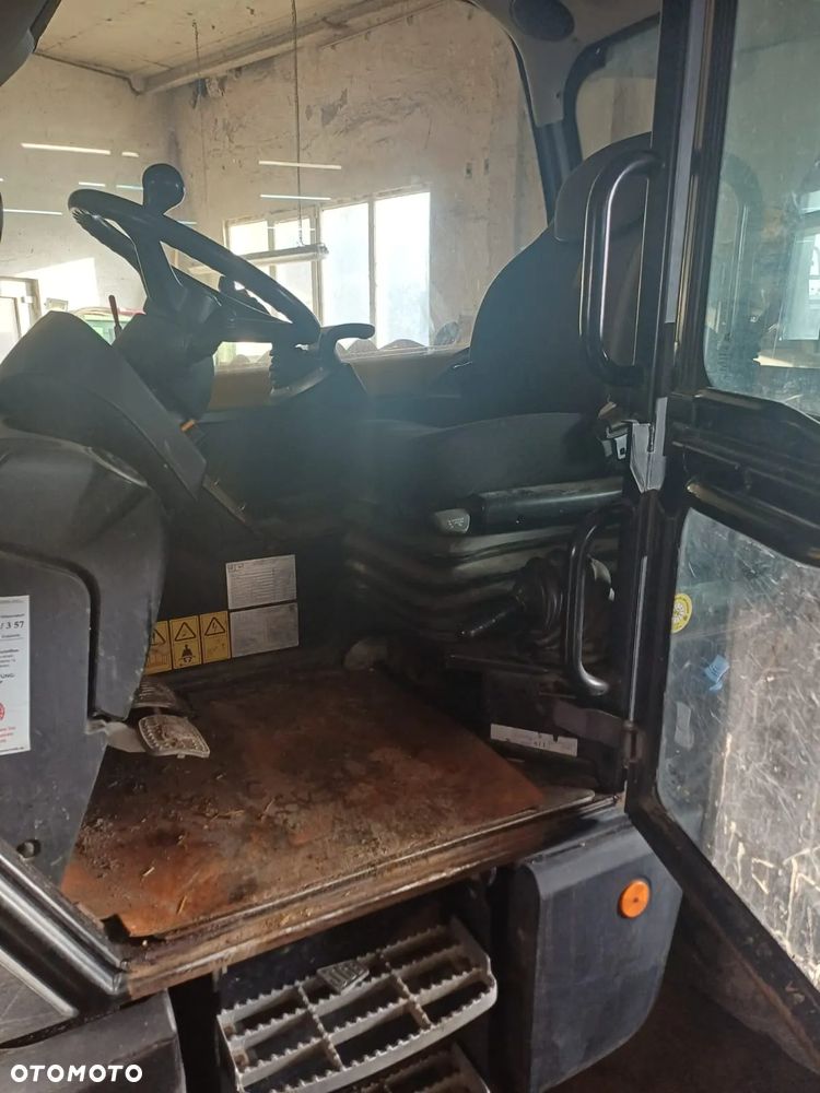 JCB 541-70 AGRISUPER - 8