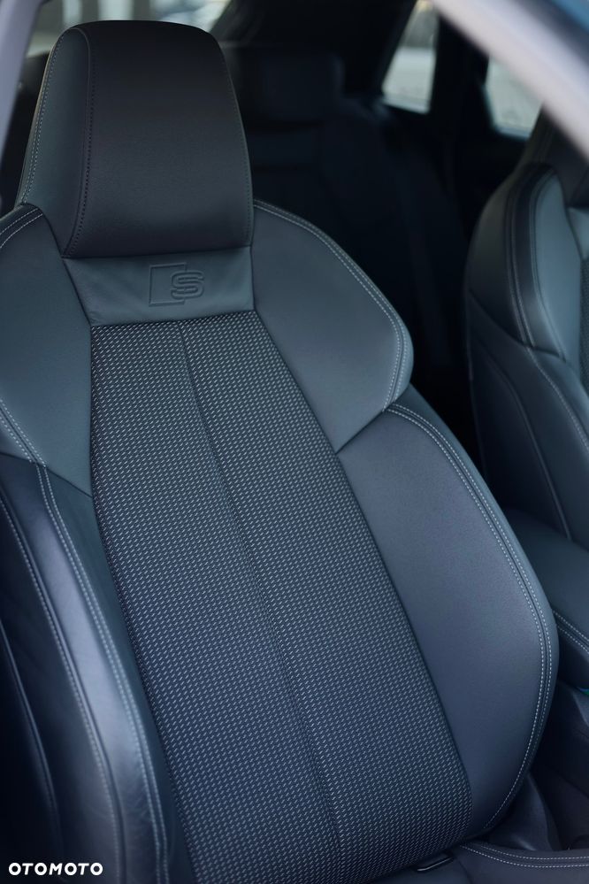 Audi A3 Sportback 1.4 TFSI e-tron Sport S tronic - 24