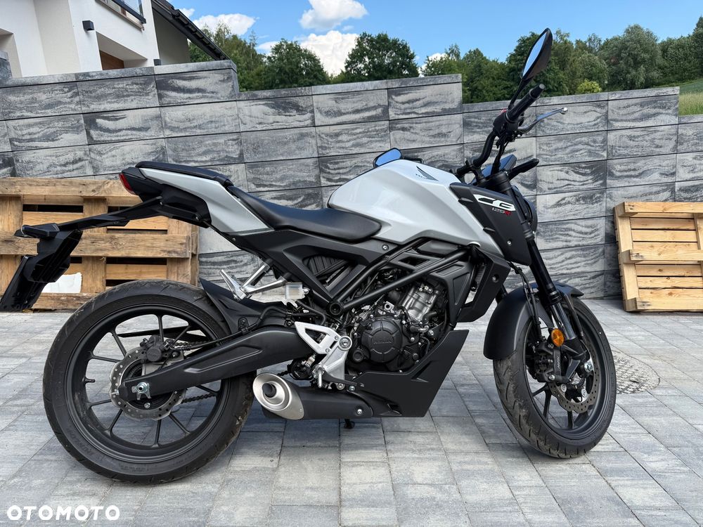 Honda CB - 4