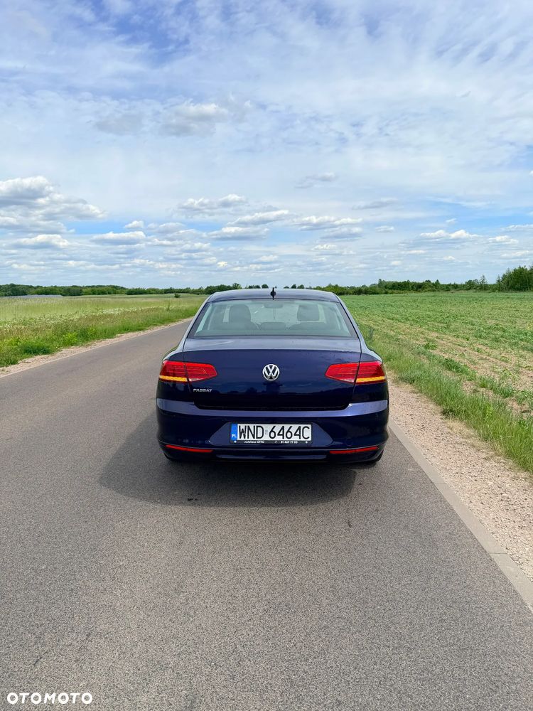Volkswagen Passat - 5