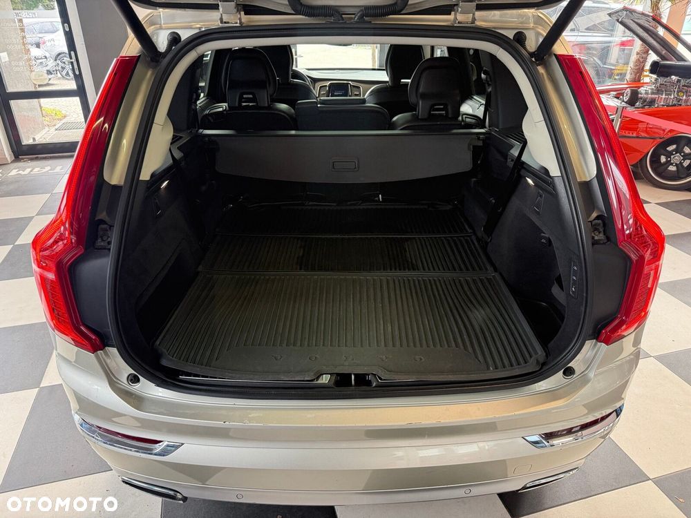 Volvo XC 90 - 10