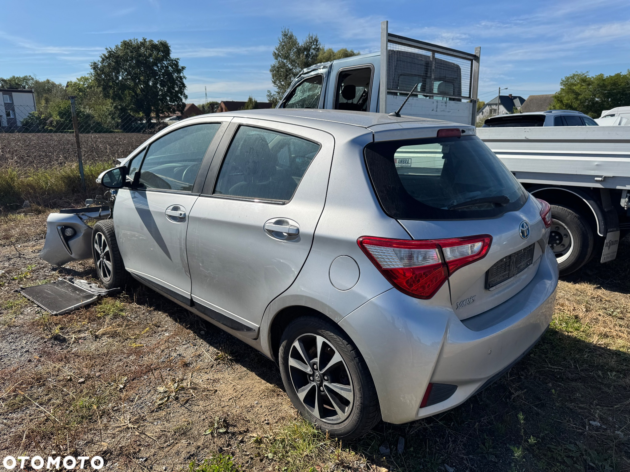 Toyota Yaris Hybrid 100 Active EU6 - 6