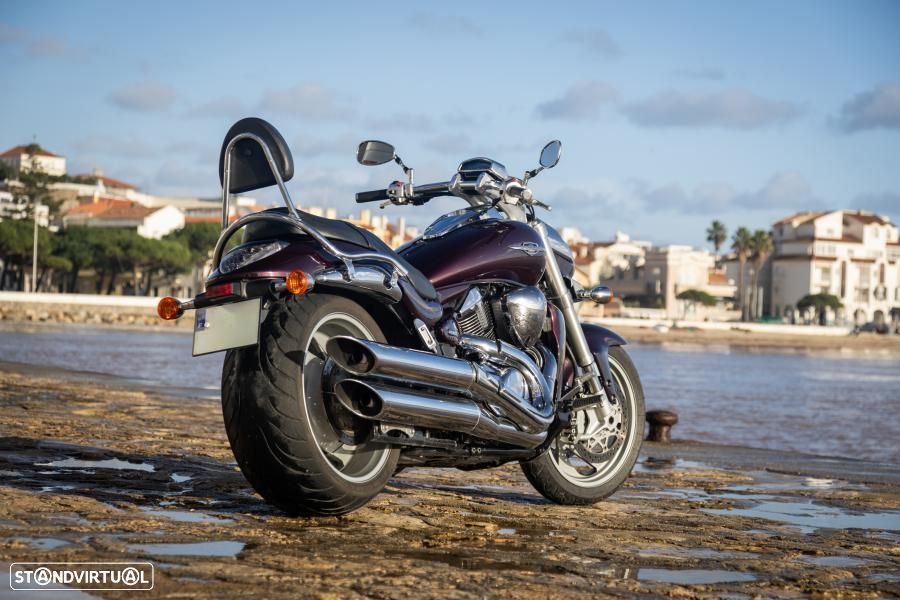 Suzuki Intruder - 27