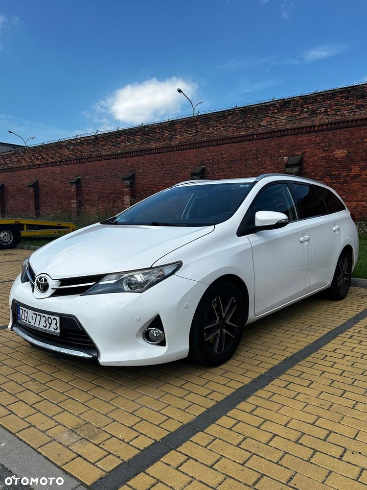 Toyota Auris 2.0 D-4D Comfort - 3