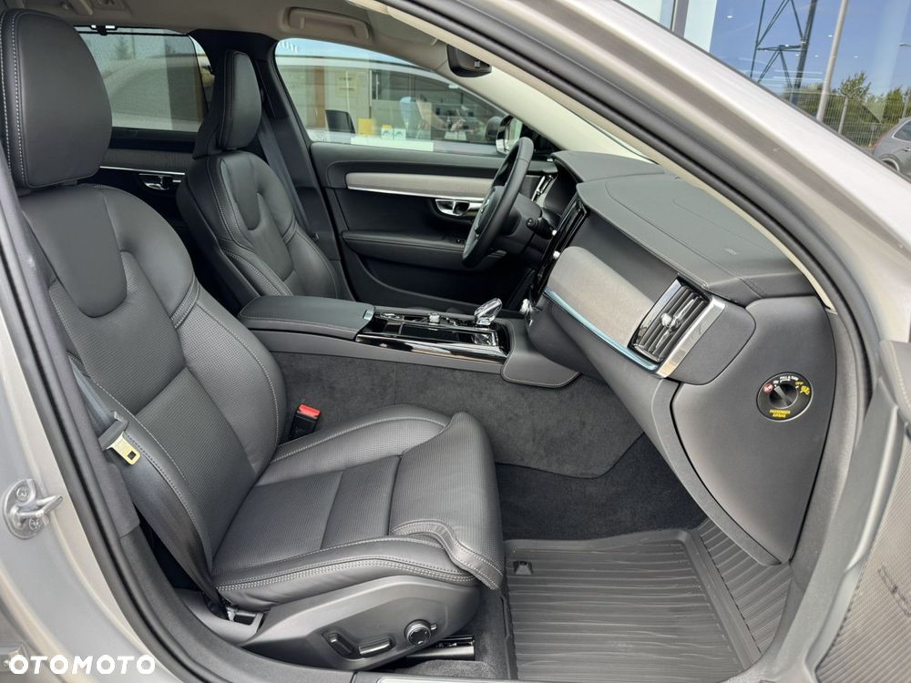 Volvo V90 T6 AWD Plug-In Hybrid Plus Dark - 15