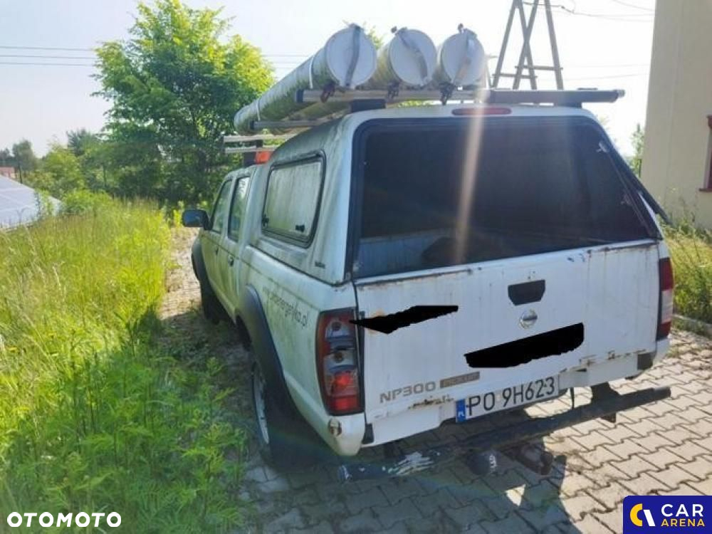 Nissan NP300 - 7