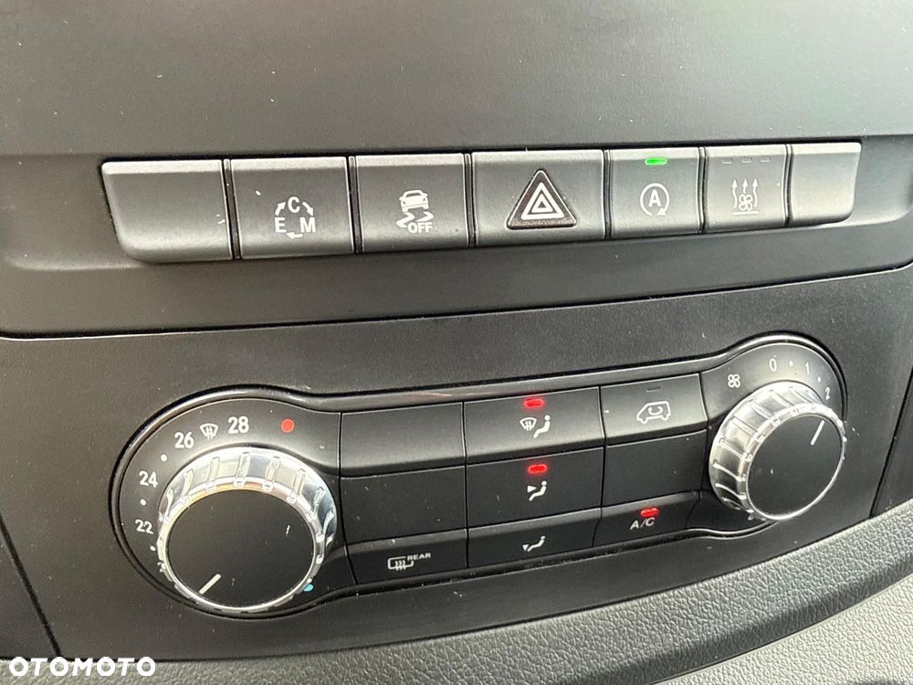 Mercedes-Benz VITO - 27