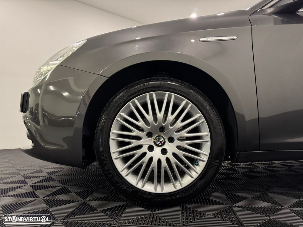 Alfa Romeo Giulietta 1.6 JTDM Distinctive - 11