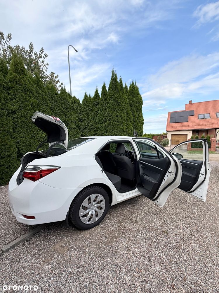 Toyota Corolla 1.4 D-4D Comfort - 6