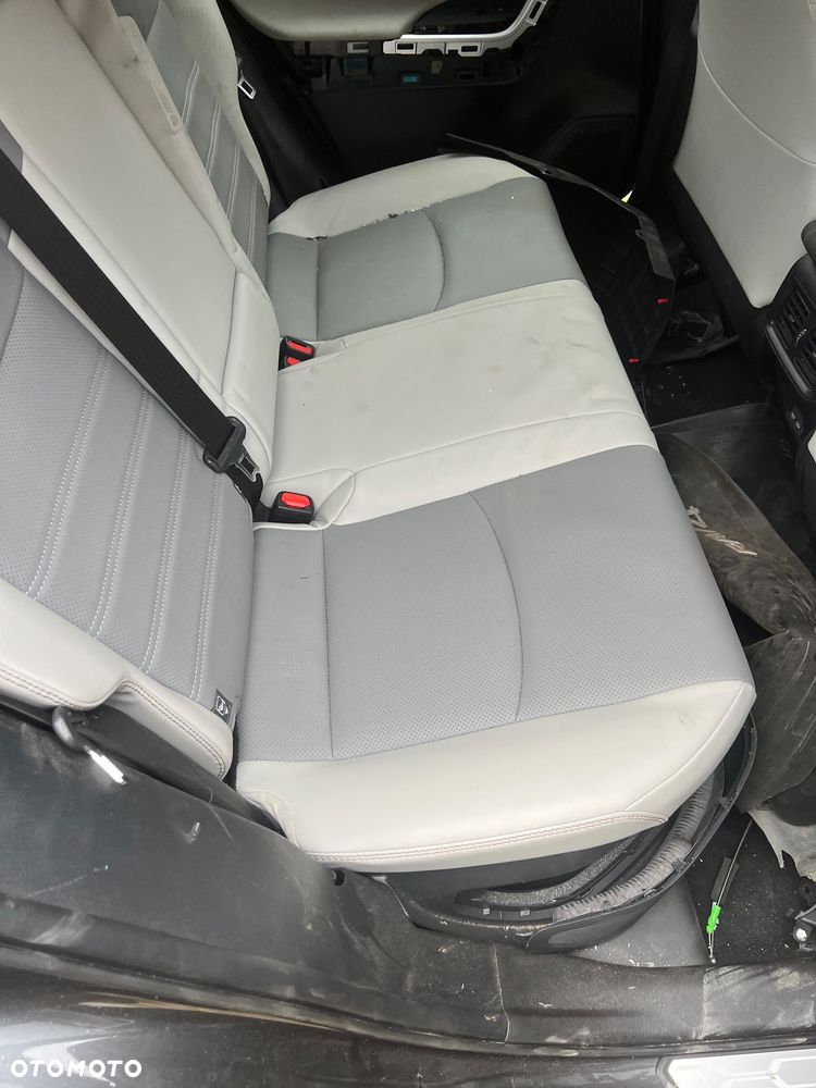 Toyota RAV4 2.5 Hybrid Dynamic Force Executive 4x2 e-CVT - 24