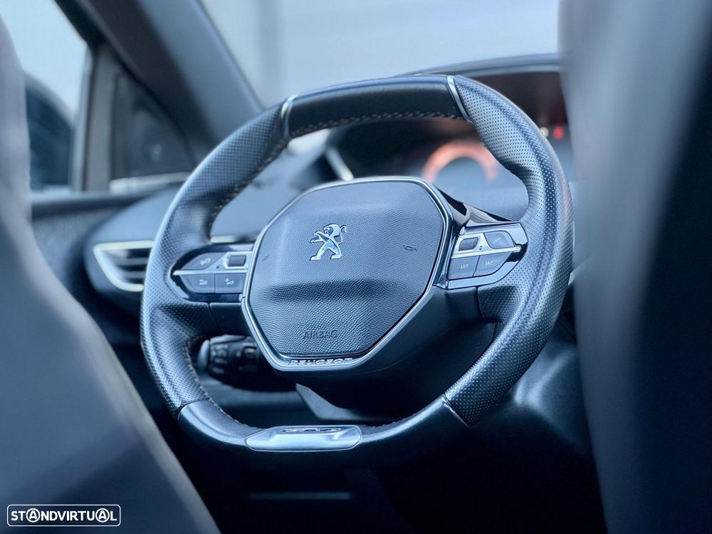 Peugeot 5008 1.2 PureTech GT Line EAT8 - 38