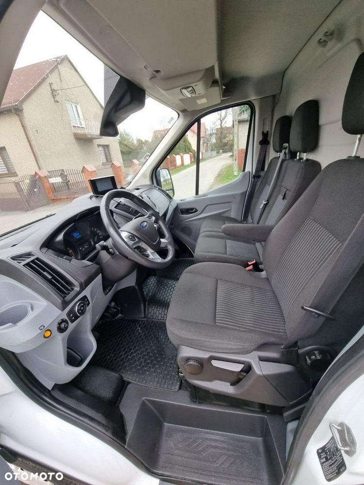Ford Transit - 10