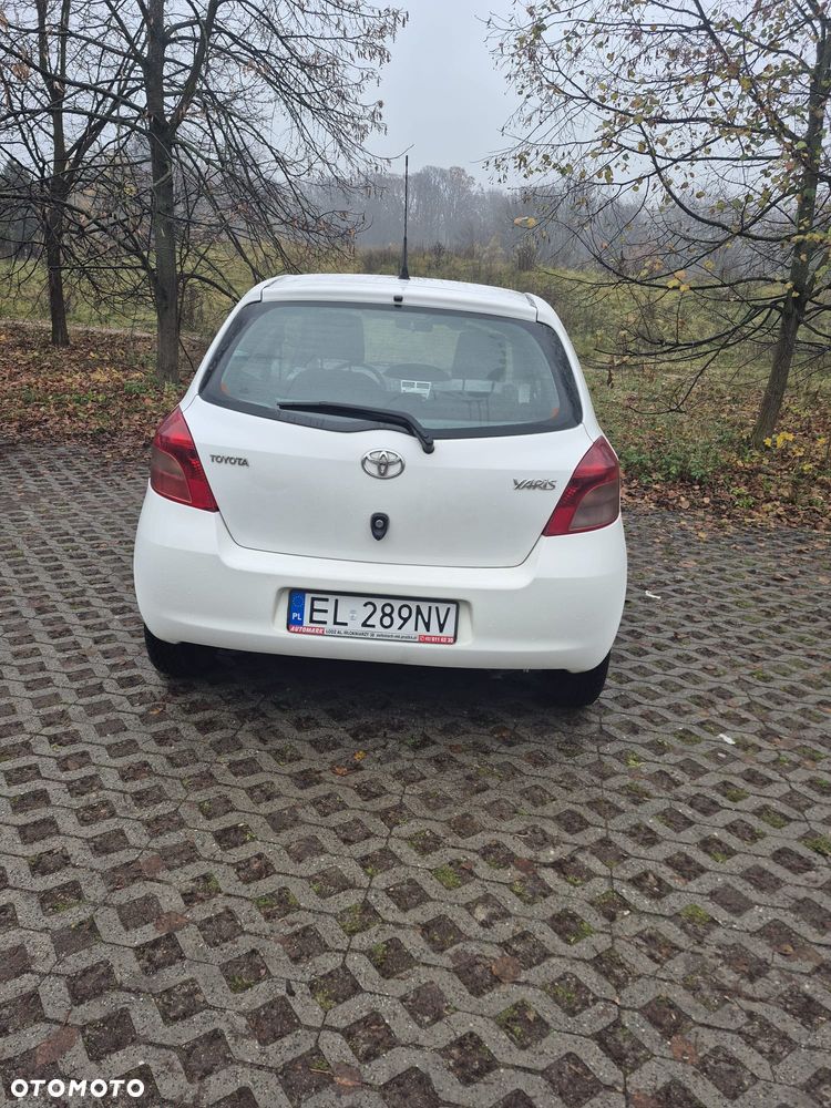 Toyota Yaris 1.0 Terra A/C - 5