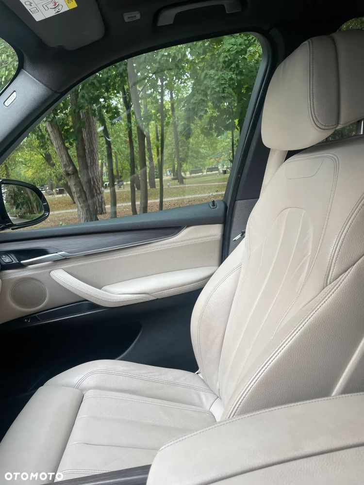 BMW X5 xDrive25d - 8