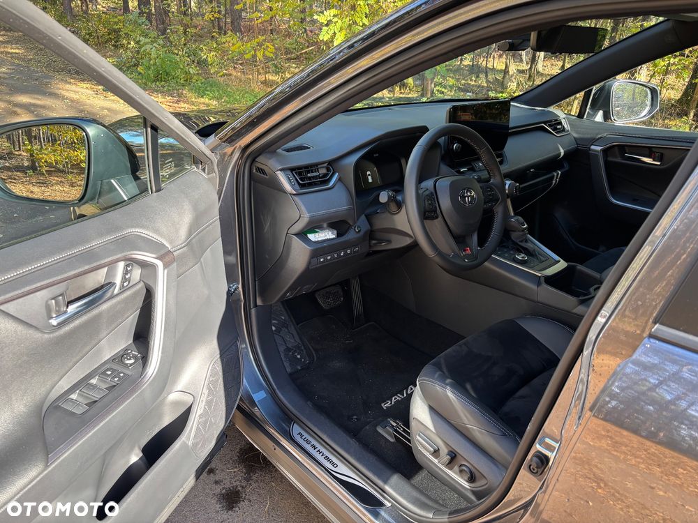 Toyota RAV4 2.5 Plug-In Hybrid GR Sport 4x4 - 6