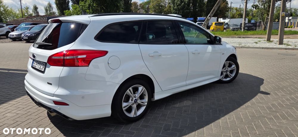Ford Focus 1.5 EcoBoost STart-Stopp-System ST-LINE - 17