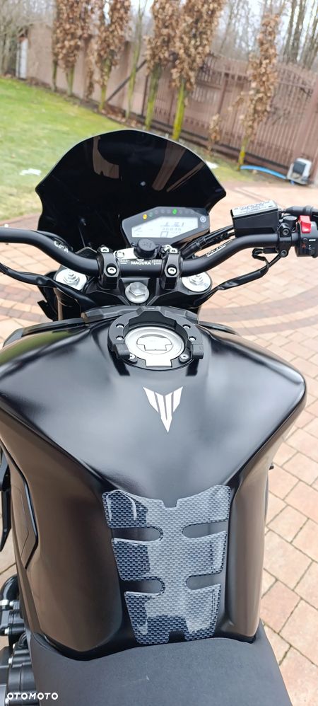 Yamaha MT - 11