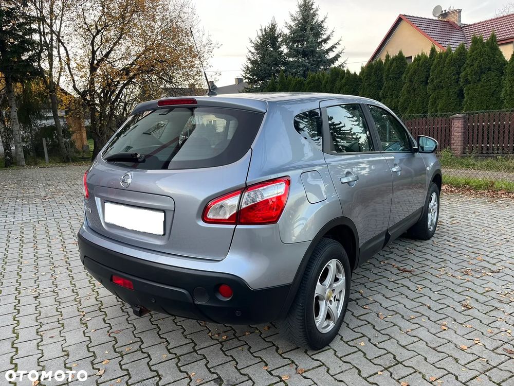 Nissan Qashqai 2.0 4x4 visia - 5