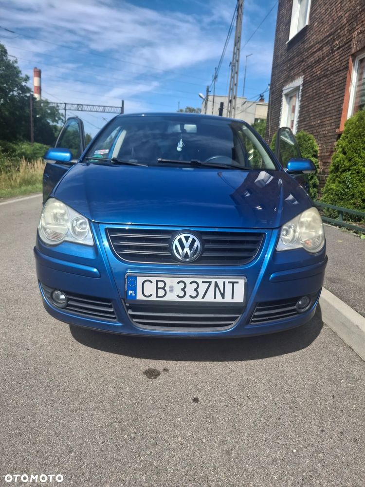 Volkswagen Polo 1.4 16V Comfortline - 2