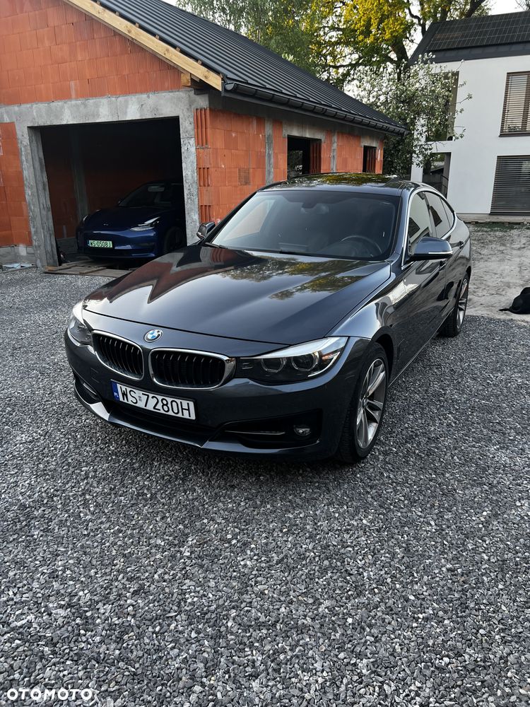 BMW 3GT 330i Sport Line - 10