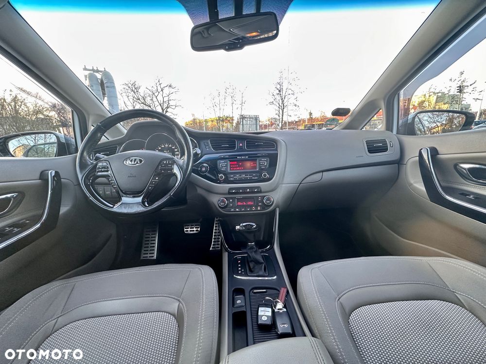 Kia Ceed 1.6 GDI DCT Platinum Edition - 15