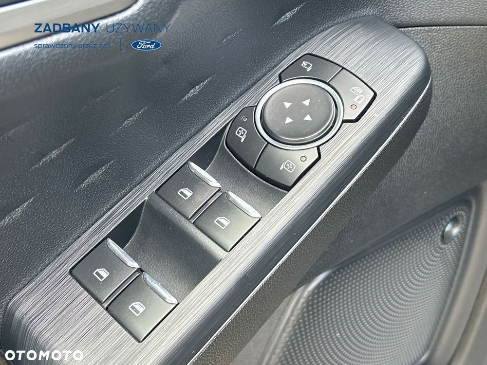 Ford Kuga - 21