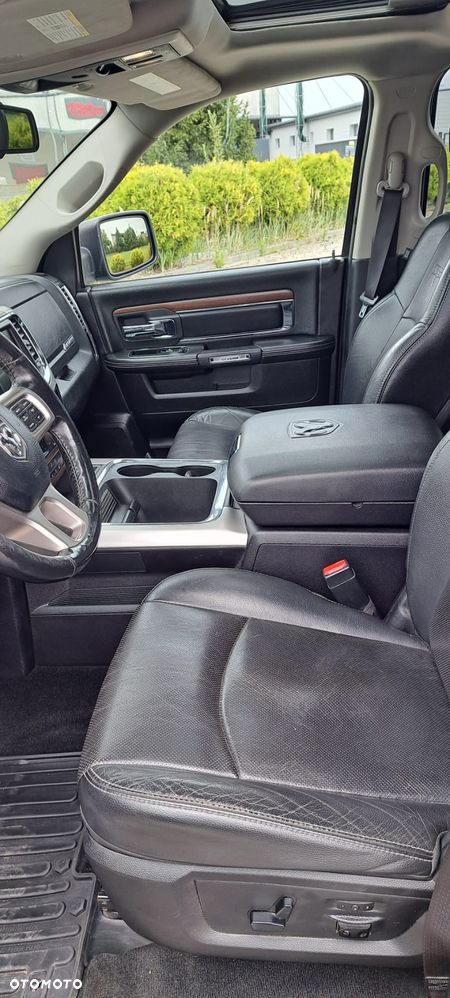RAM 1500 Crew Cab Laramie - 9