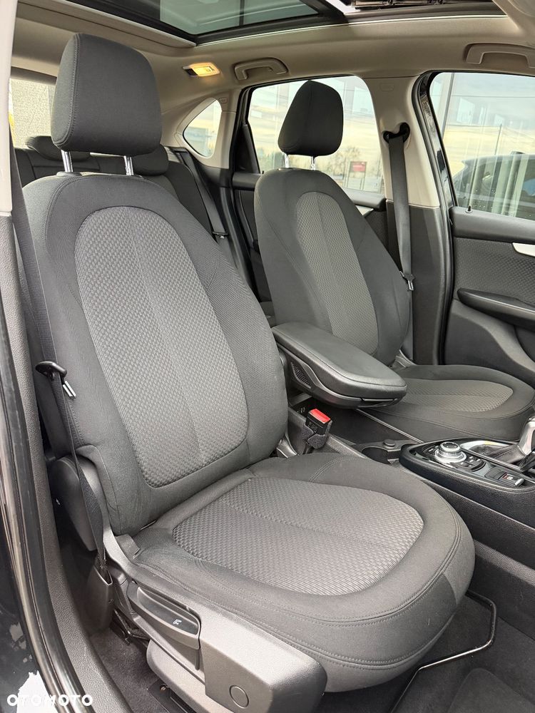 BMW Seria 2 218d Active Tourer - 36