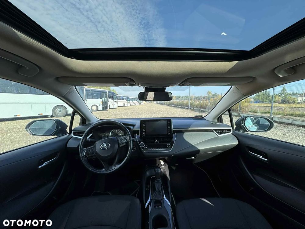 Toyota Corolla - 10