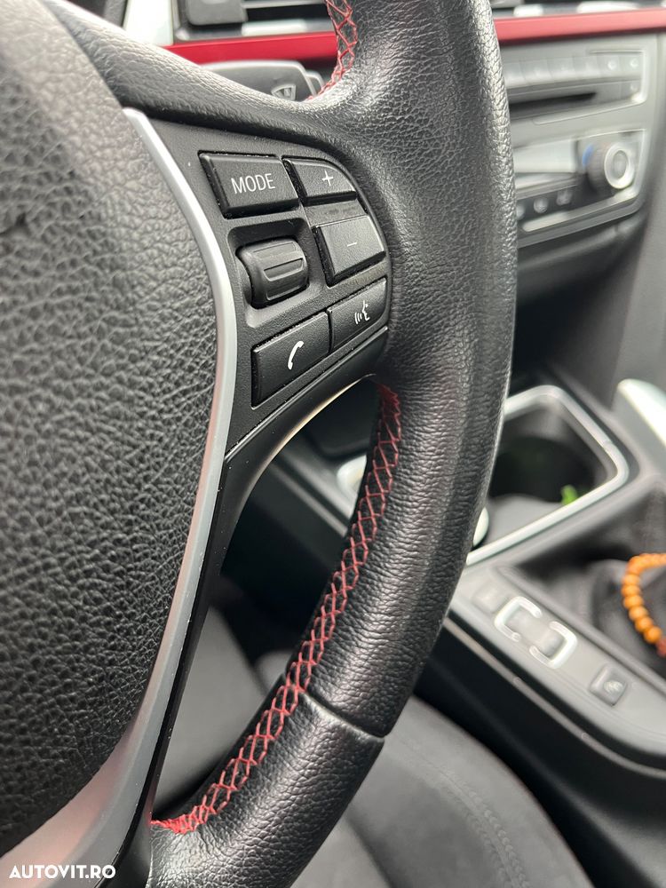 BMW Seria 3 318d Sport Line - 25