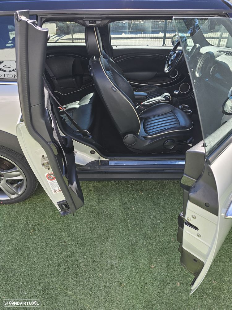MINI Clubman Cooper D - 8