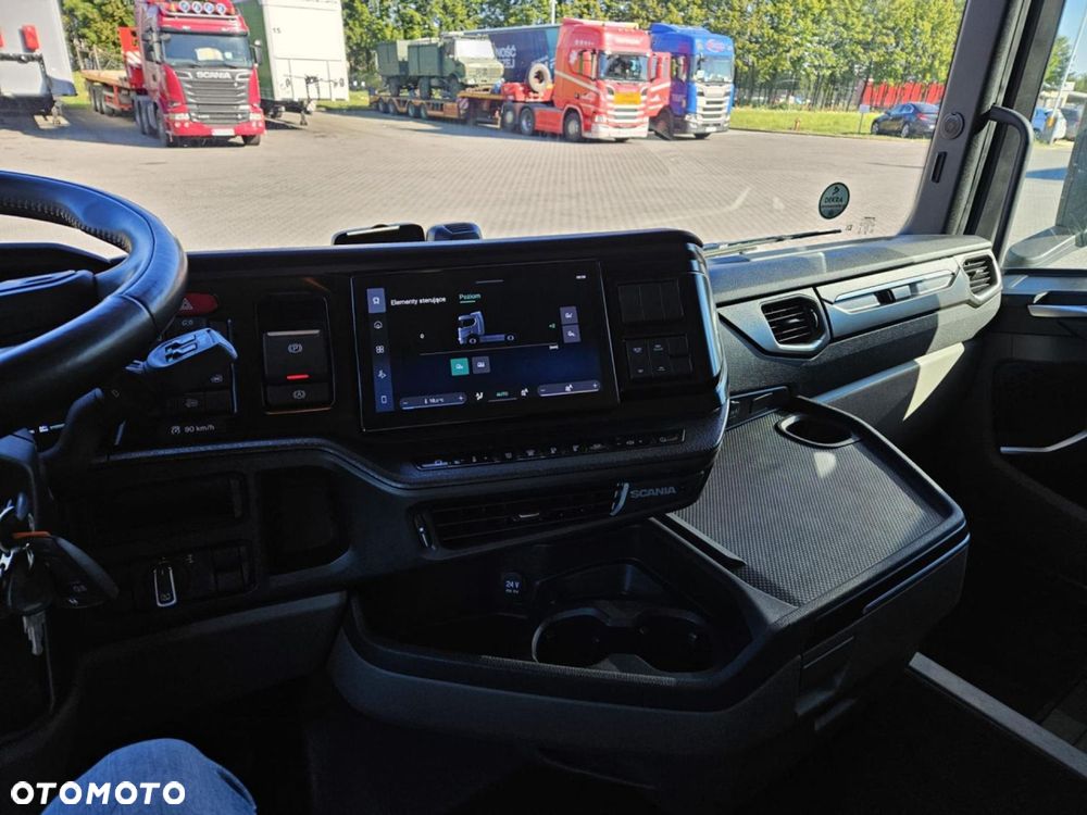 Scania R 460 A4x2NA - 11