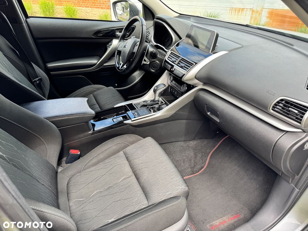 Mitsubishi Eclipse Cross 1.5 T GPF Intense Pro CVT - 10