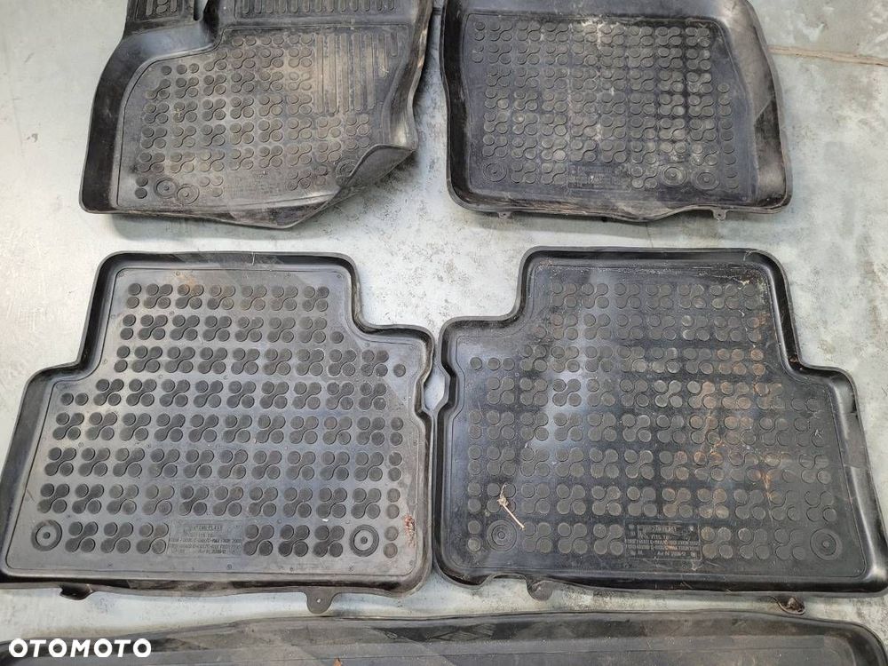 DYWANIKI KOMPLET WYCIERACZKI GUMOWE MATA BAGAŻNIKA GRAND C-MAX MK2 - 3