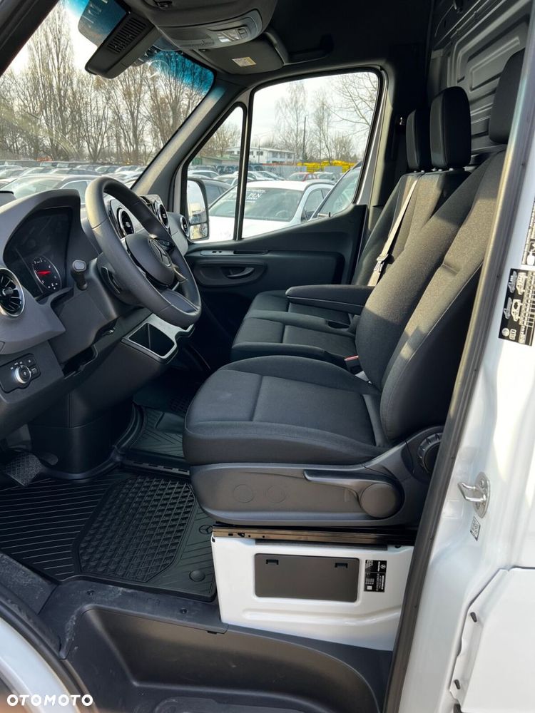 Mercedes-Benz Sprinter 319 CDI KA OM654 - 9