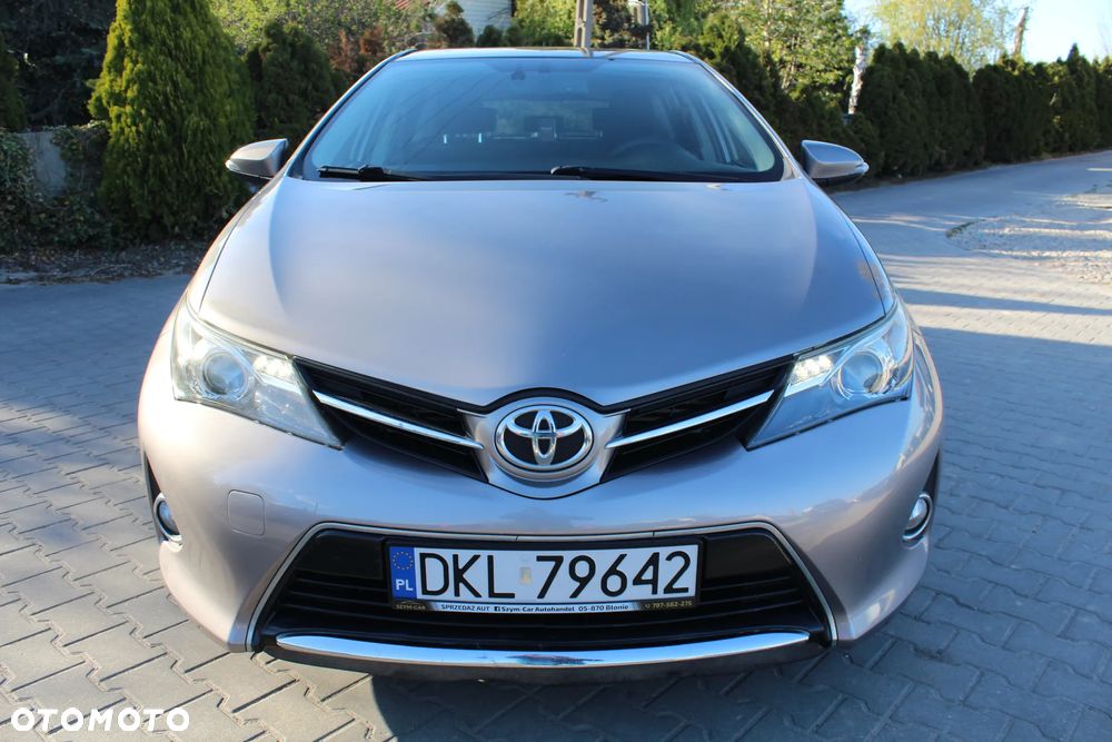 Toyota Auris 2.0 D-4D Premium - 10